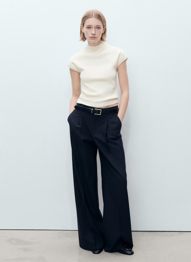 Short-Sleeved Fine-Knit Sweater