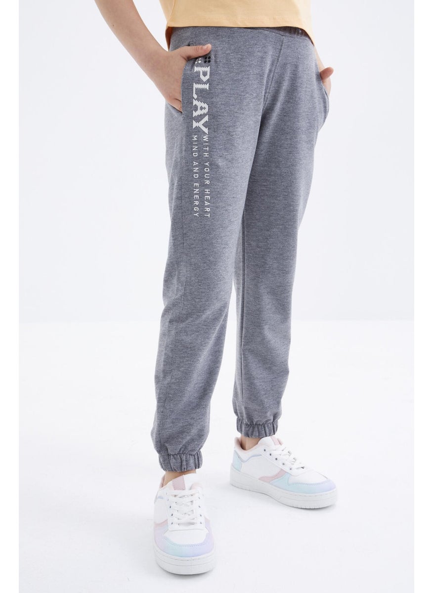 Gray Melange Text Embroidered Lace-Up Standard Mold Elastic Leg Girls Tracksuit Bottom - 75051