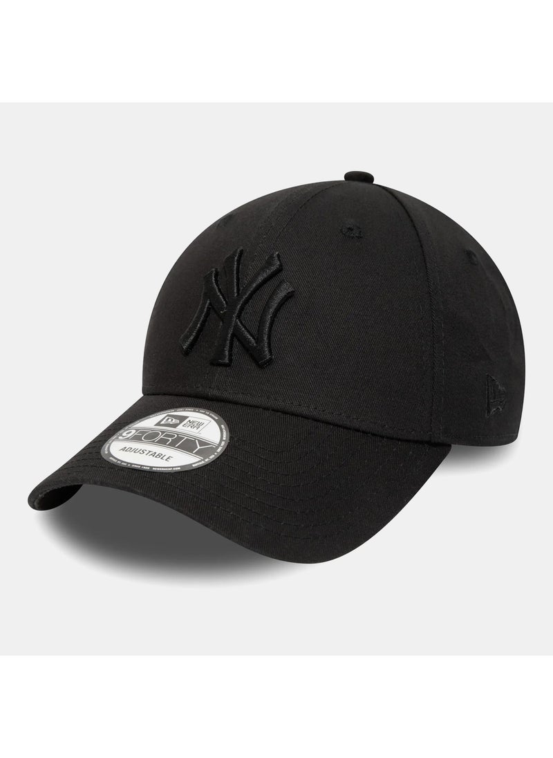 Men's MLB Essential New York Yankees 9FORTY Cap