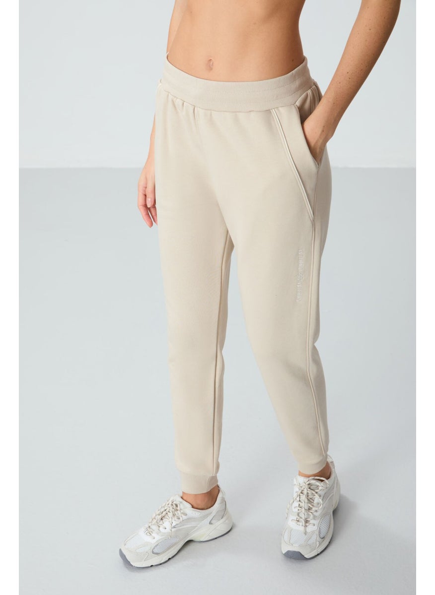 Beige Compact Cotton Thick Smooth Textured Standard Fit Women's Sweatpants - 94660
