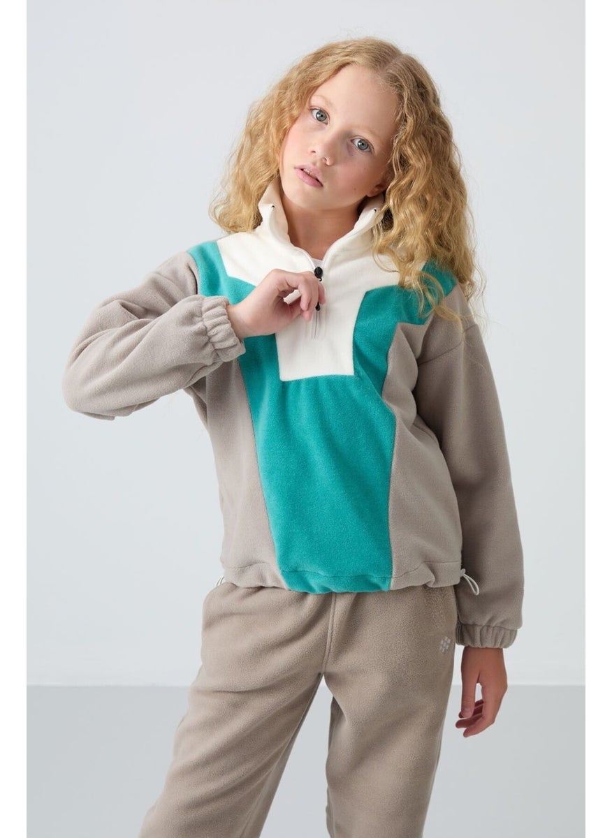 Dark Beige Thick Soft Texture Oversize Embroidered Polar Fleece Girl Sweatshirt - 75153