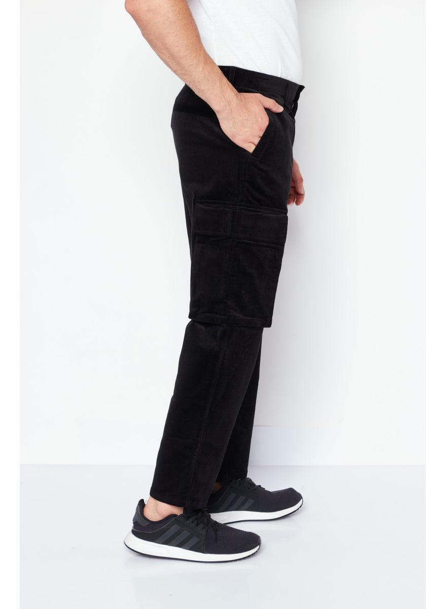 Men Regular Fit Textured Cargo Pants, Black