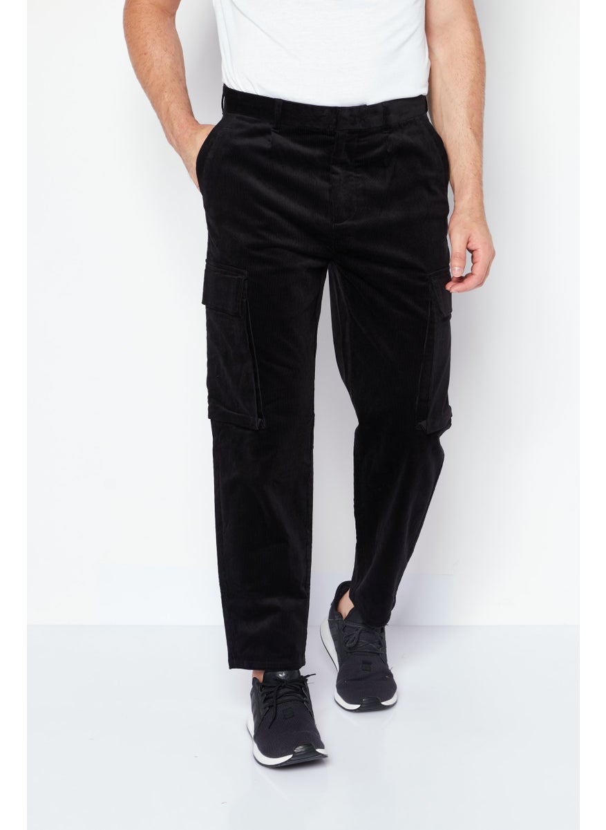 Men Regular Fit Textured Cargo Pants, Black