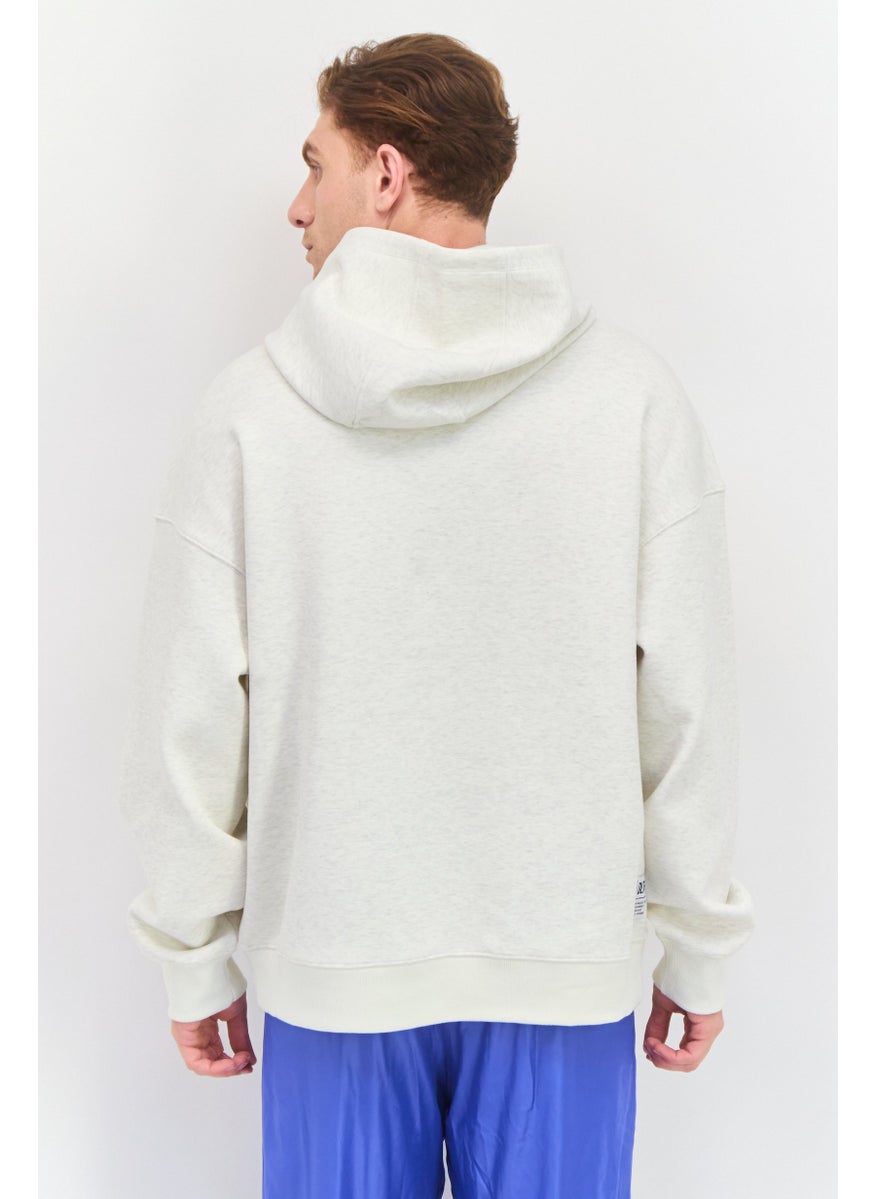 Men Sportswear Fit Long Sleeve Outdoor Hooded Sweatshirt, Light Grey