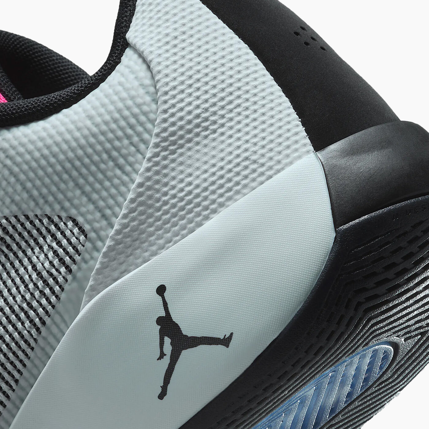 Men's Luka .77 Basketball Shoes