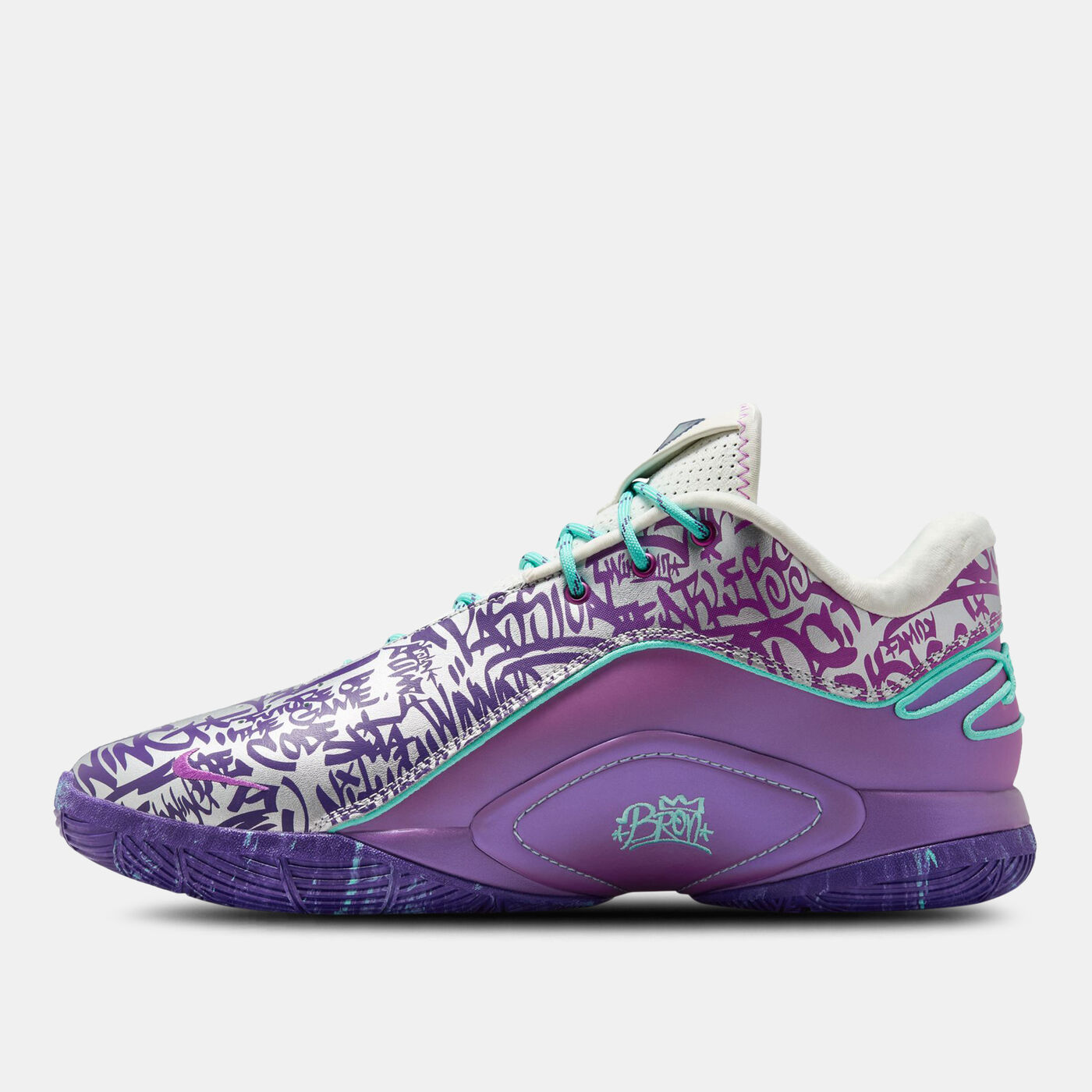 Men's LeBron XXII Basketball Shoes