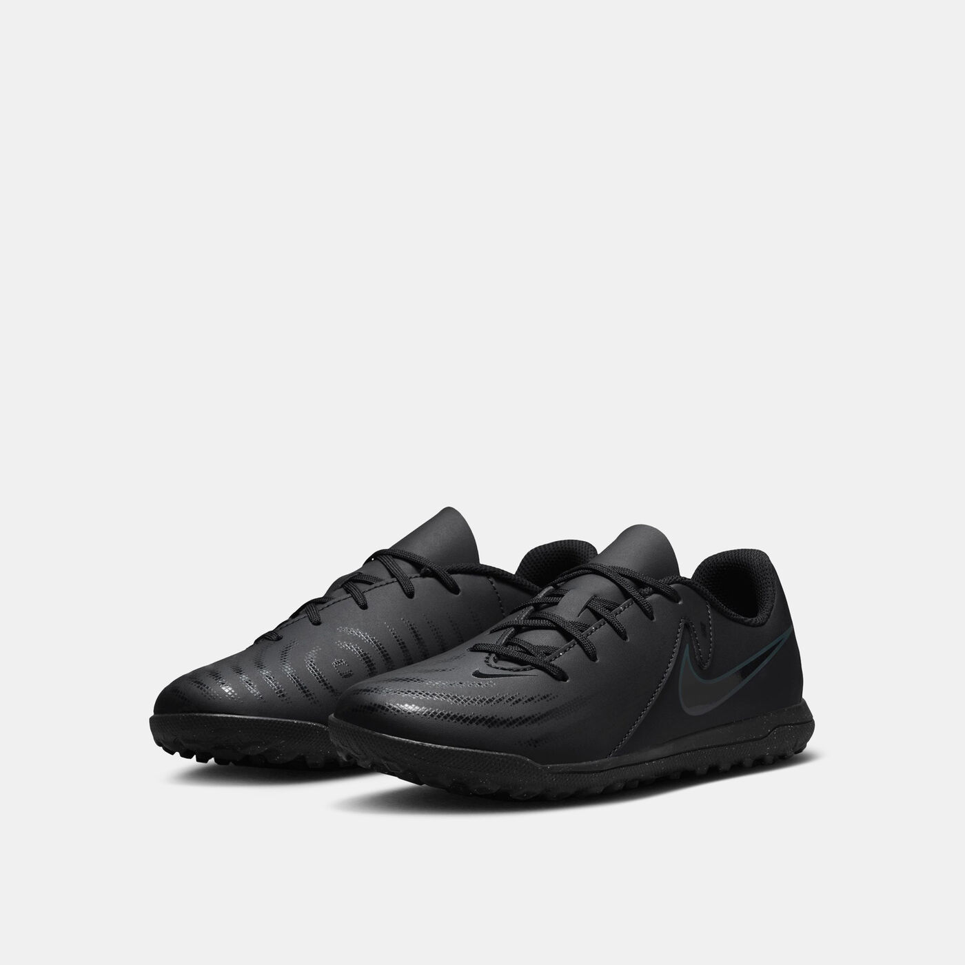 Kids' Phantom GX 2 Club TF Football Shoes