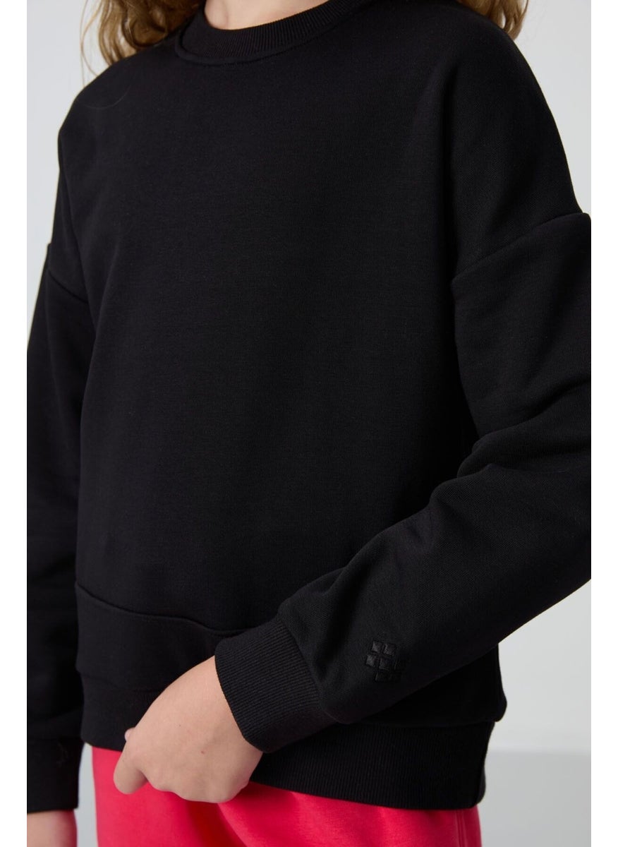 Black Cotton Fluffy Soft Texture Oversize Embroidered Girl's Sweatshirt - 75150