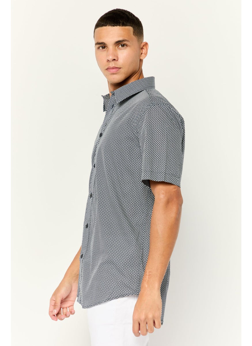 Men Slim Fit Allover Print Short Sleeves Casual Shirt, Multicolors