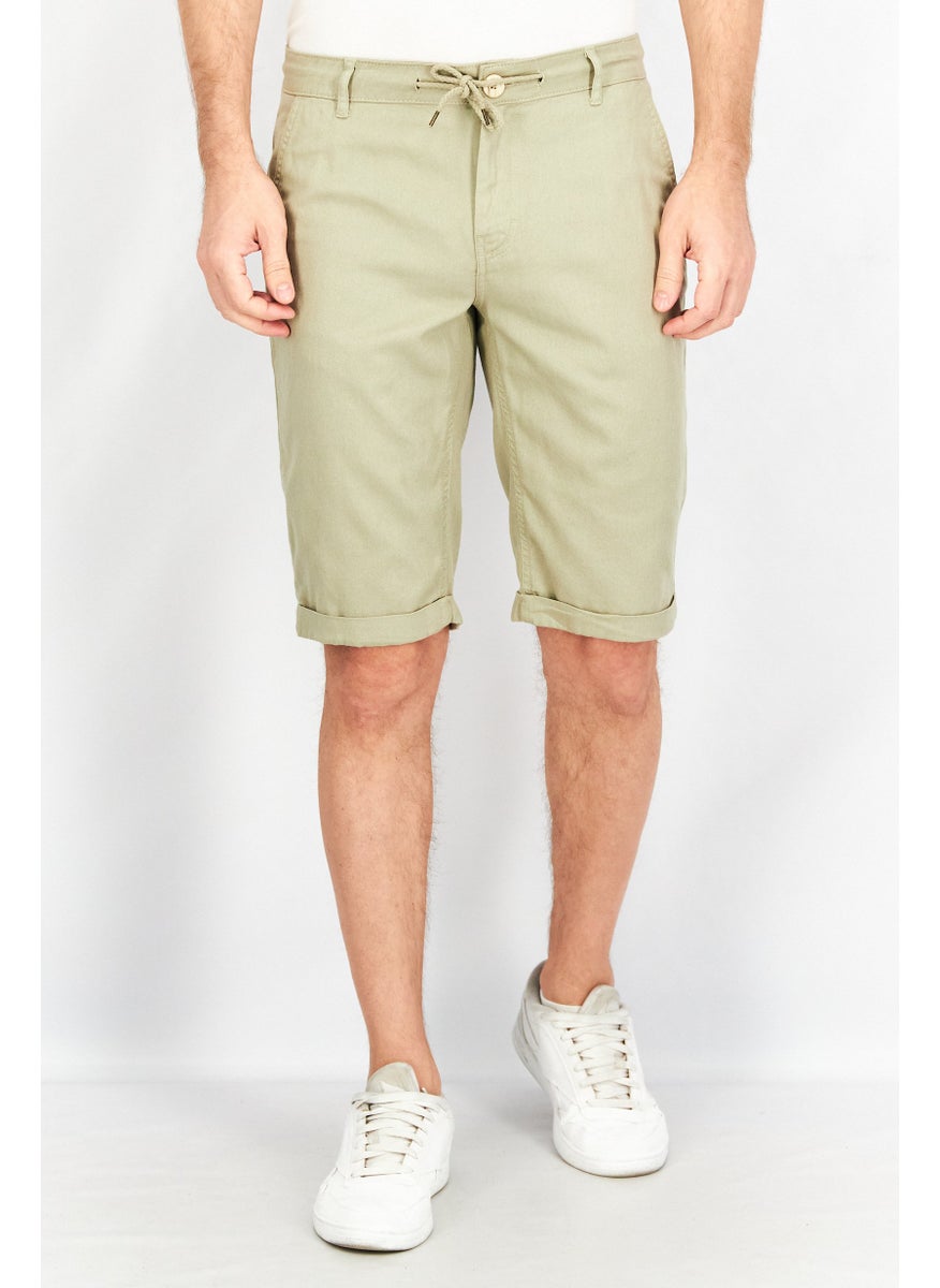 Men Regular Fit Solid Drawstring Chino Short, Light Green