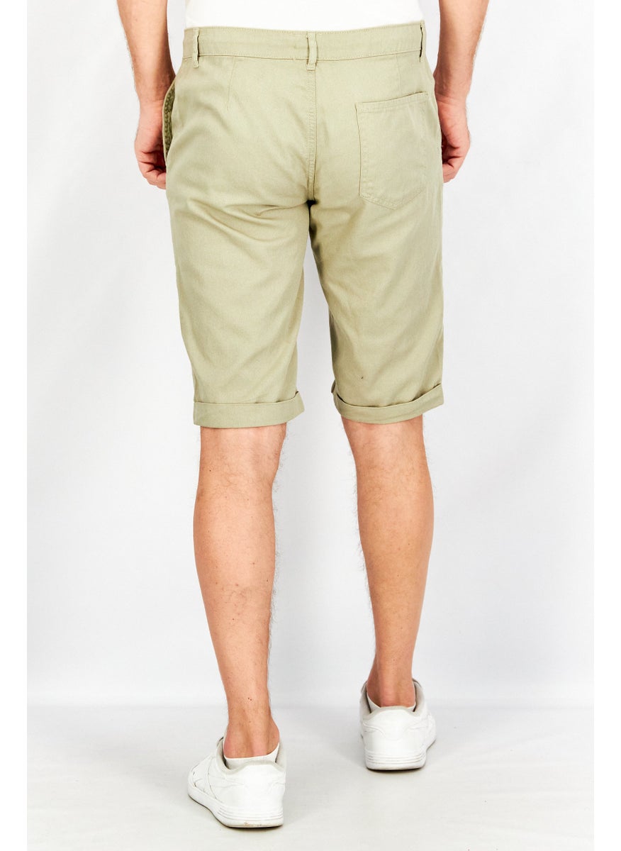 Men Regular Fit Solid Drawstring Chino Short, Light Green