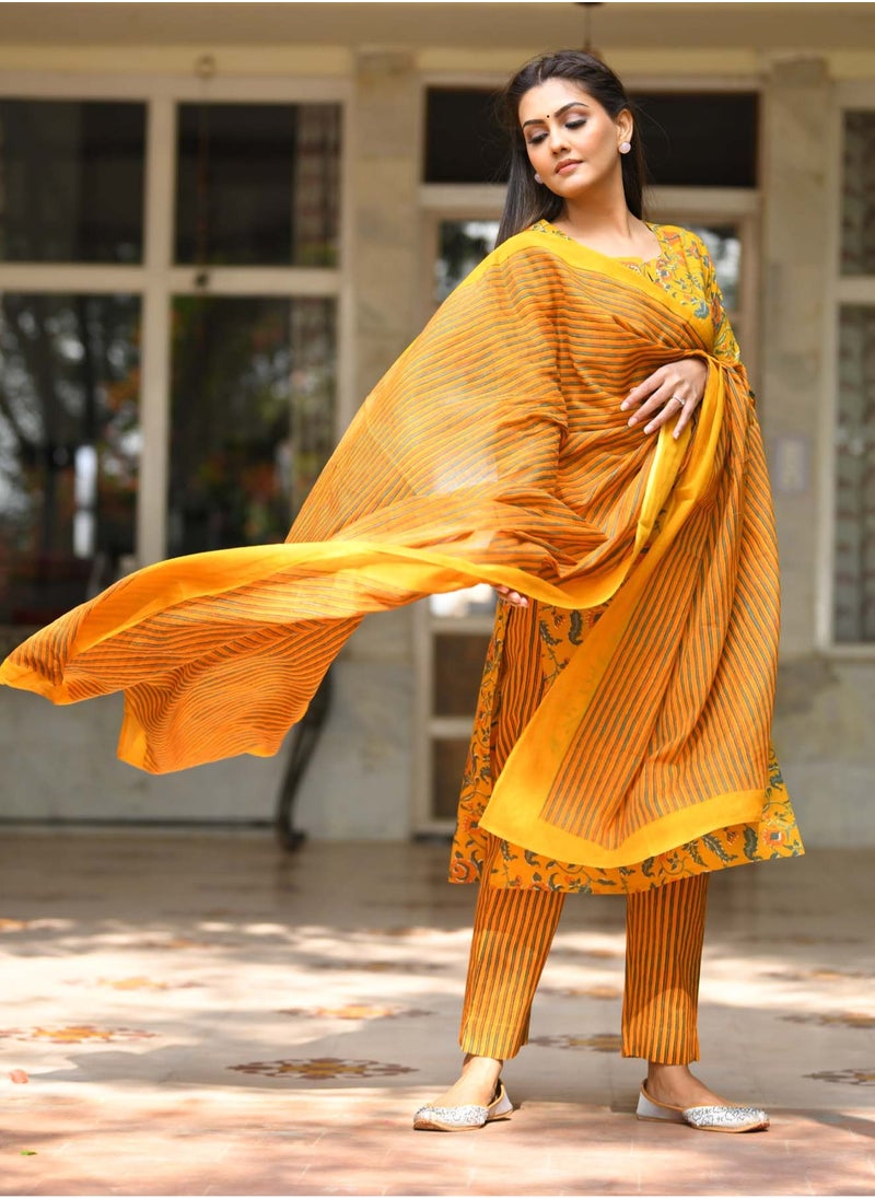 Yellow Floral Printed Cotton Suit Set, Soft & Breathable Fabric, Festive & Daily Wear