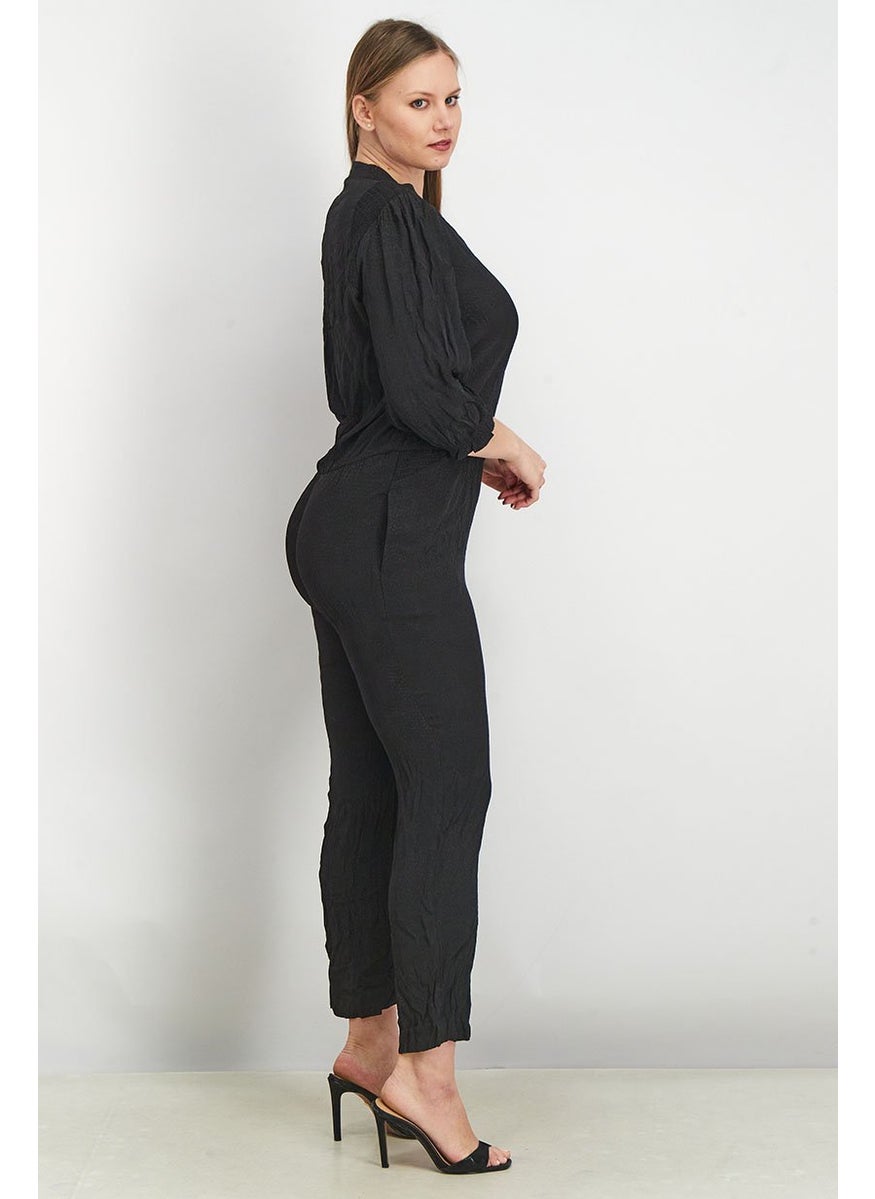 Women Textured Longsleeve Jumpsuit, Black