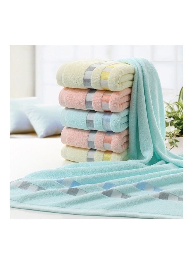 100% Cotton Oversized Bath Towel, Ultra Soft Highly Absorbant Compact Quickdry u0026 Lightweight Large Bath Towels, Ideal for Gym Travel Camp Pool