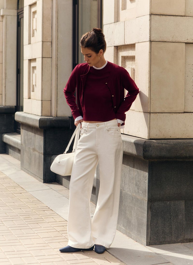 Knitted cardigan with contrasting cuffs and bottom edge