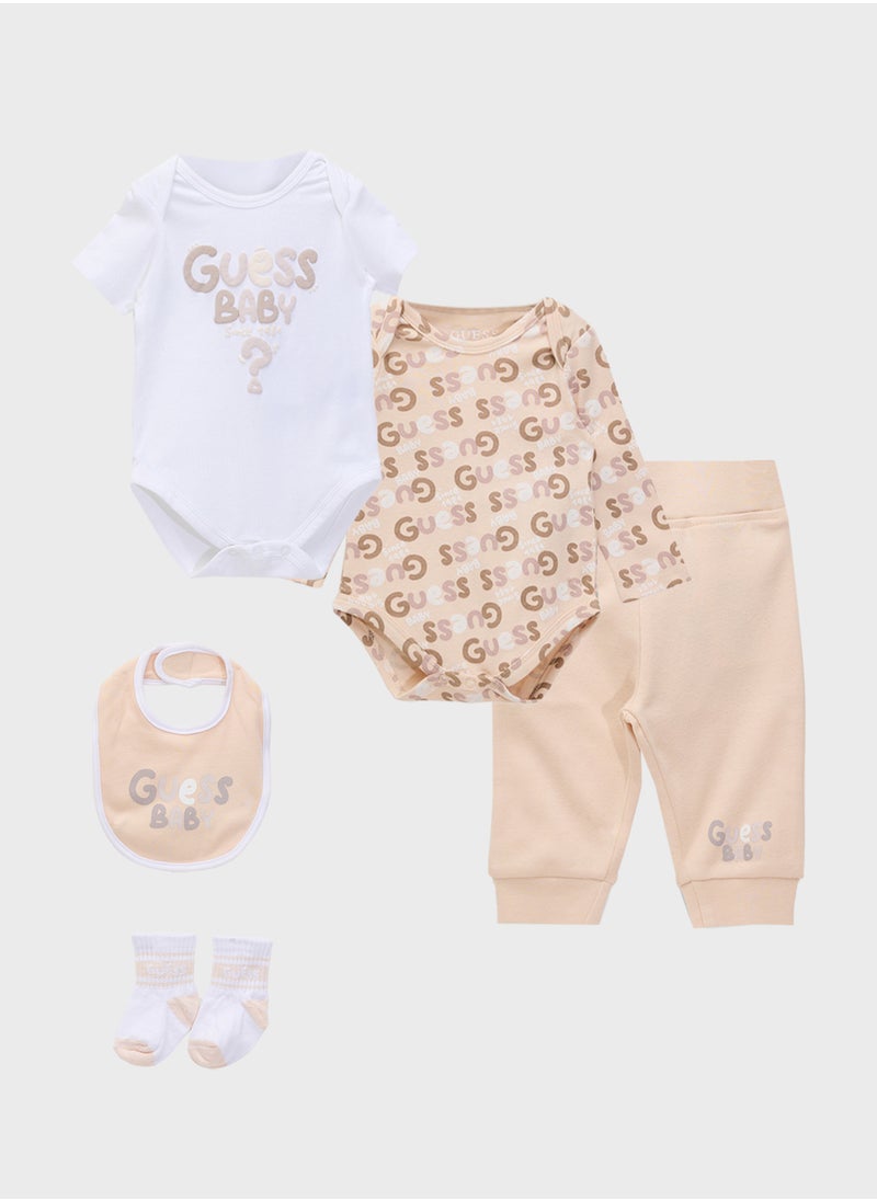 Kids  2 Pack Bodysuit, Bib, Socks & Pants Gift Set