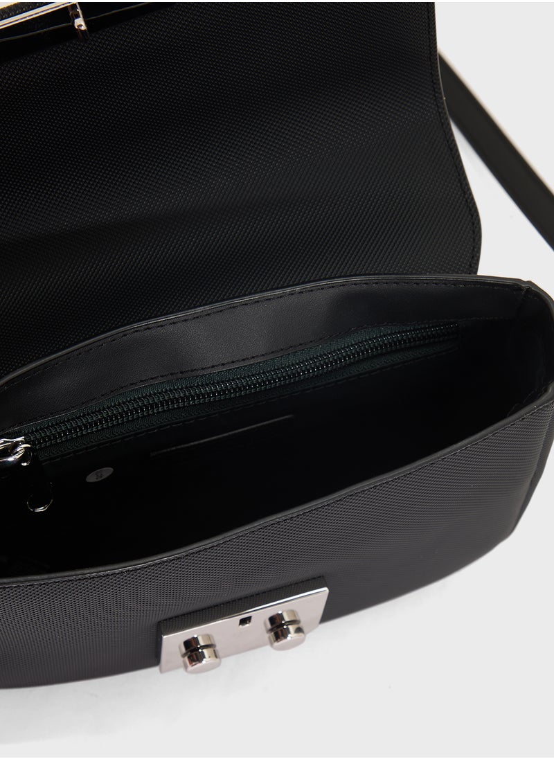 Essentials Top Handel Zip Over Tote