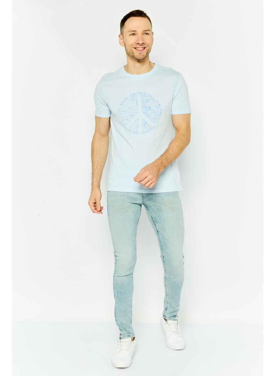Men Crew Neck Graphic Print Short Sleeves T-shirt, Light Blue