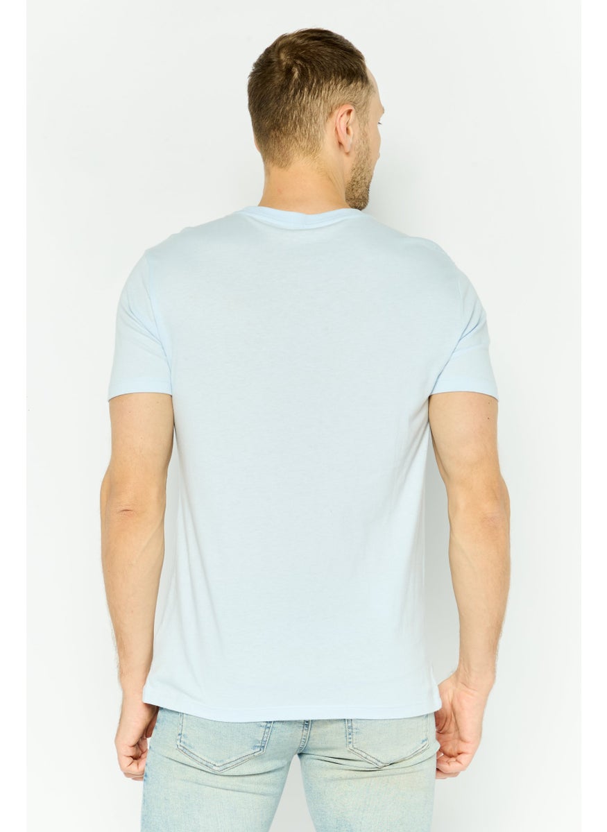 Men Crew Neck Graphic Print Short Sleeves T-shirt, Light Blue