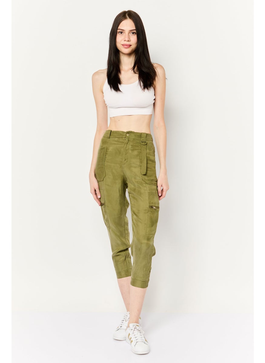 Women Regular Fit Solid Tapered Cargo Pants, Olive