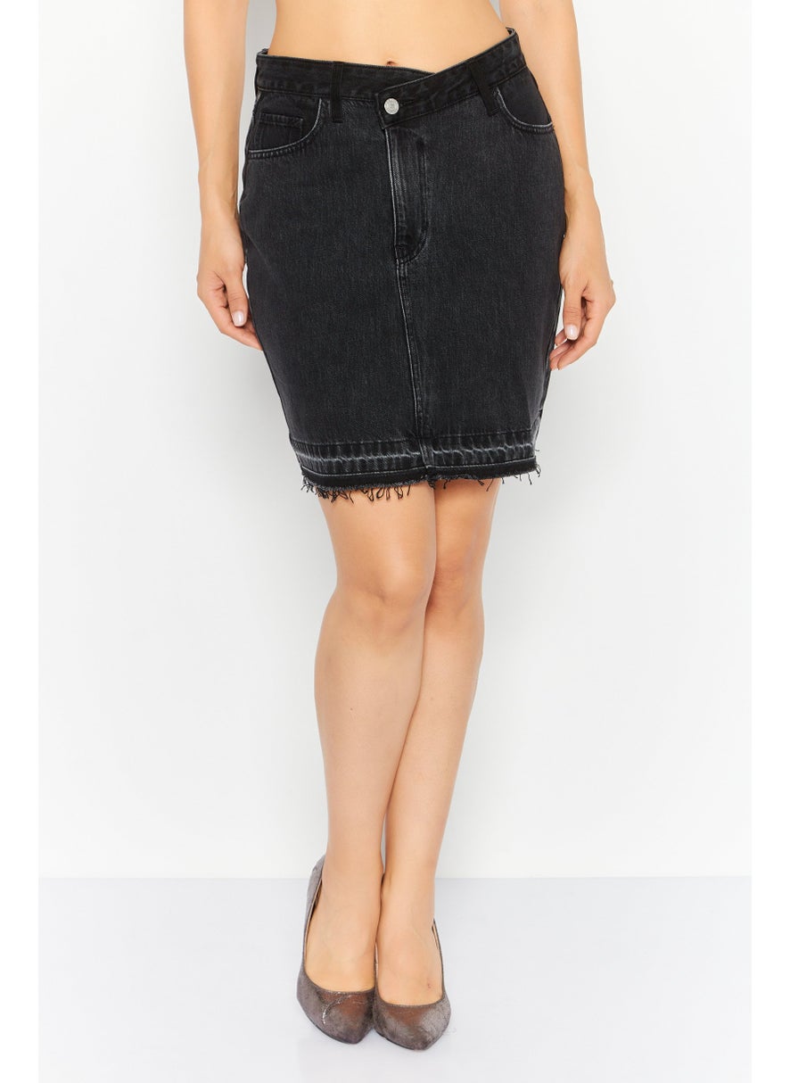Women Plain Denim Mini Skirt, Black