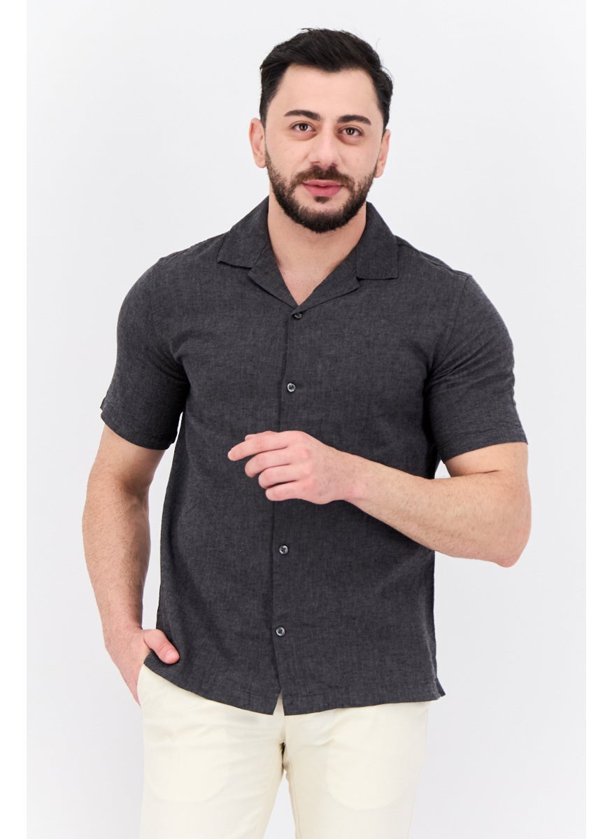 Men Standard Fit Heather Short Sleeves Casual Shirt, Charcoal