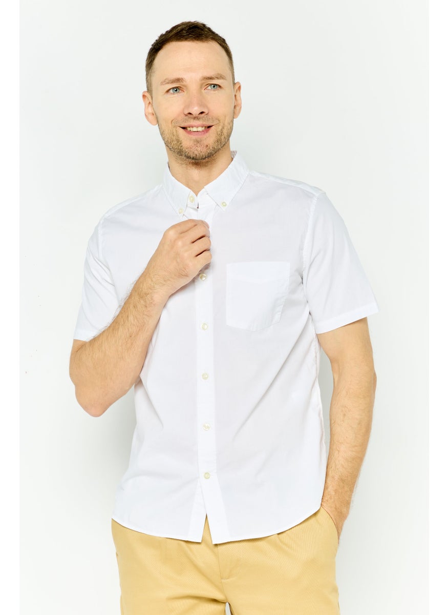 Men Standard Fit Solid Short Sleeves Casual Shirt, White