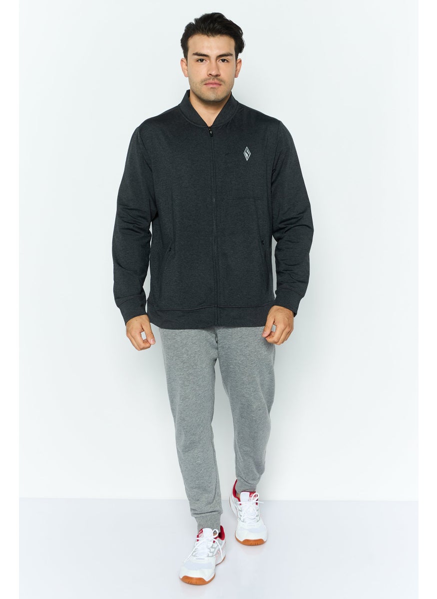 Men Sportswear Fit Long Sleeve Outdoor Hoodie, Charcoal