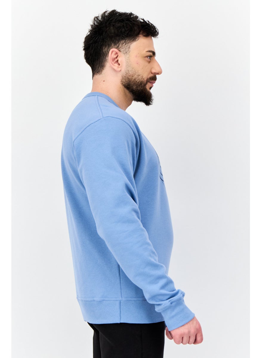 Men Sportswear Fit Outdoor Sweatshirt, Light Blue