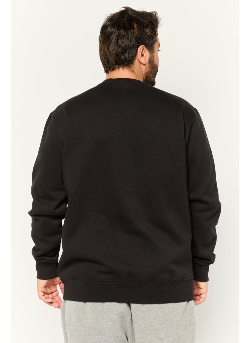 Men Sportswear Fit Long Sleeve Outdoor Sweatshirt, Black