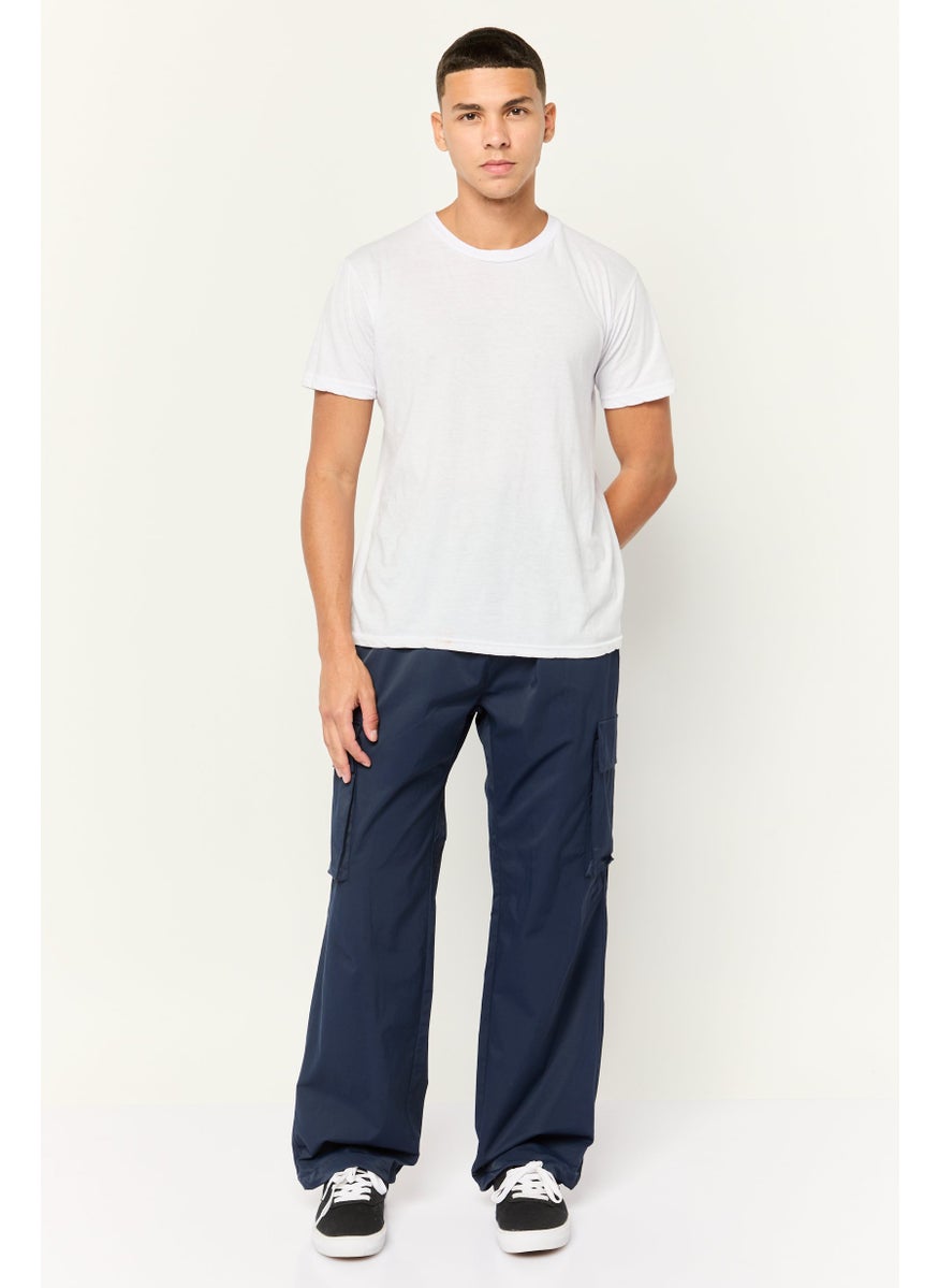 Men Regular Fit Plain Cargo Pants, Navy