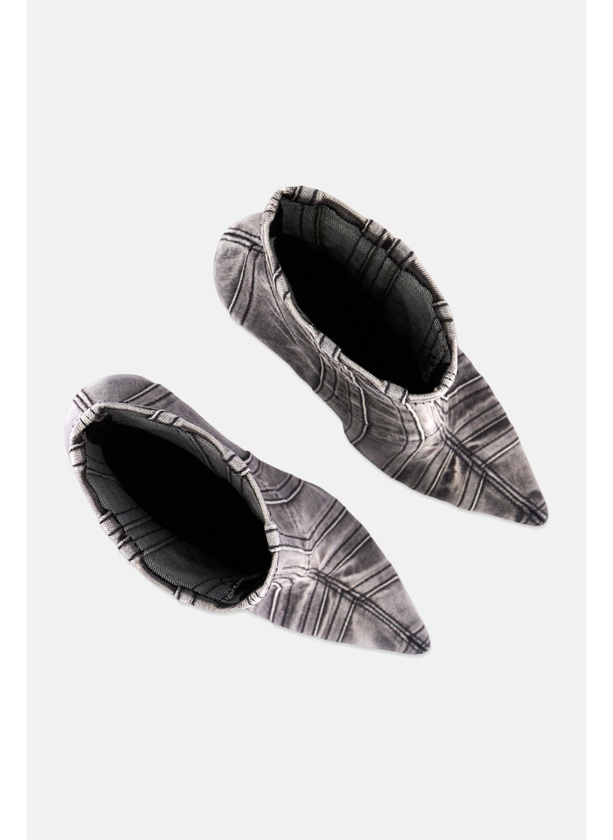 Women D-YUCCA AB  Slip On Ankle Boots, Washed Black