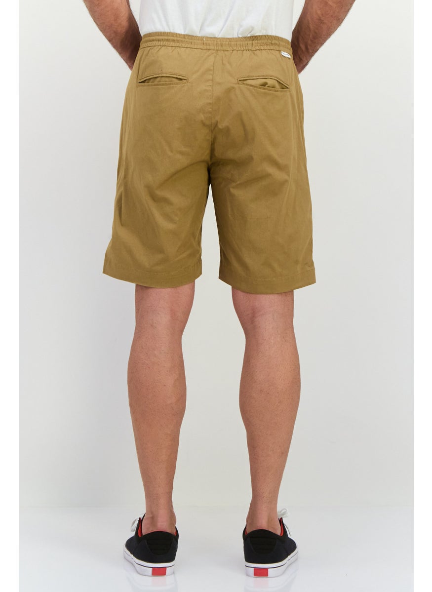 Men Regular Fit Plain Chino Shorts, Light Brown