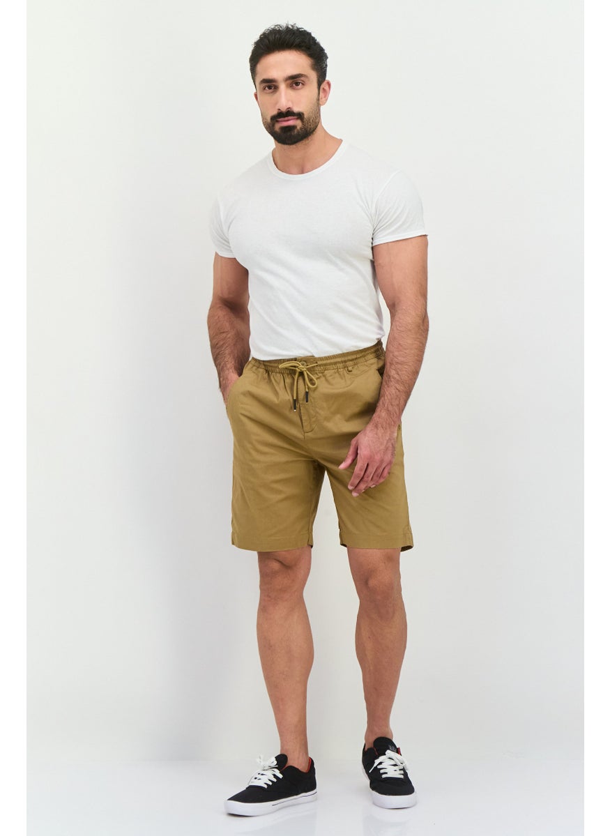 Men Regular Fit Plain Chino Shorts, Light Brown