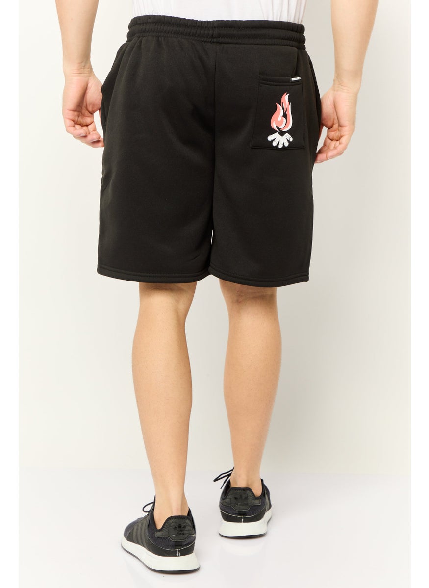 Men Graphic Drawstring Basic Shorts, Black