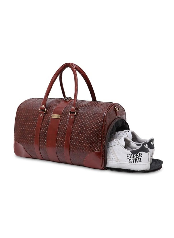 Fur Jaden Weekender Duffle Bag with Shoe Pocket for Travel for Men and Women Made of Textured Leatherette with Attachable Shoulder Strap Cabin Bag (Dark Tan)