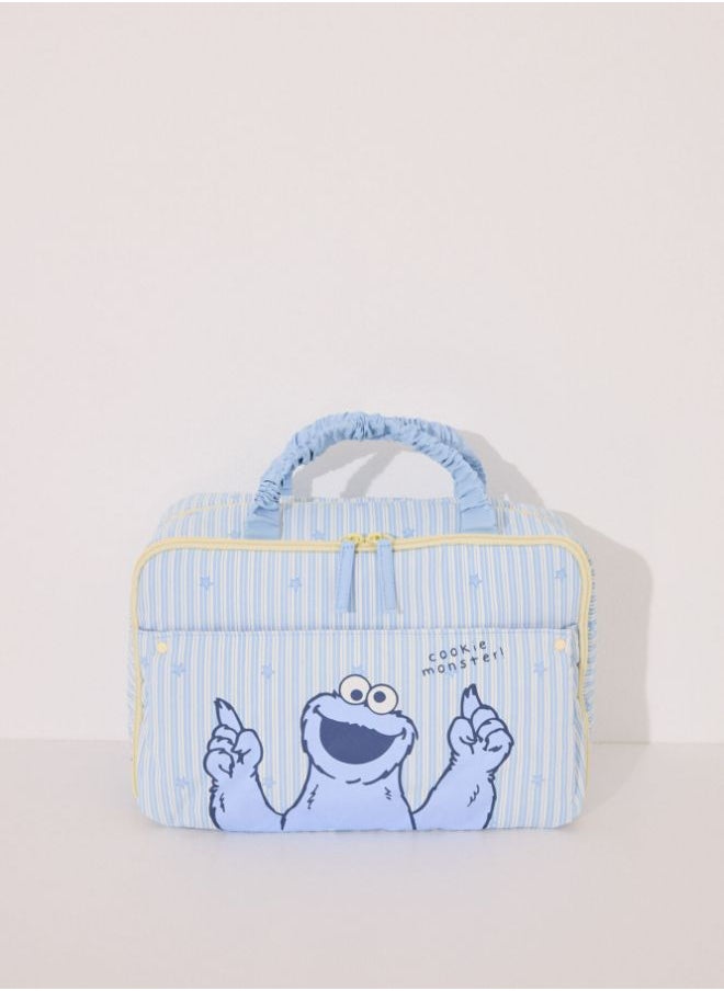 Large padded toiletry vanity case 