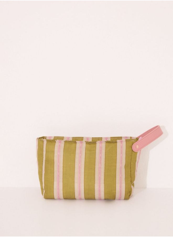 Medium quilted flower vanity case