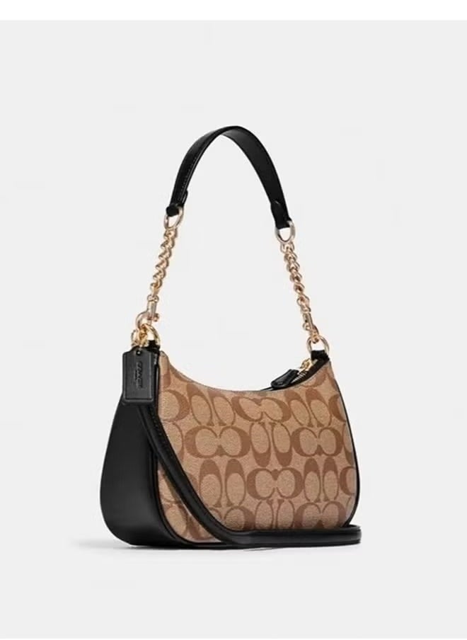 Coach Teri Shoulder Bag In Signature Canvas