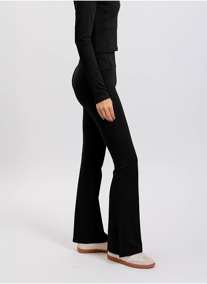 SOFT FLARED YOGA PANTS