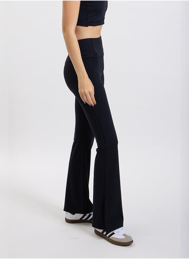SOFT FLARED YOGA PANTS