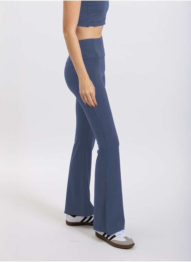 SOFT FLARED YOGA PANTS