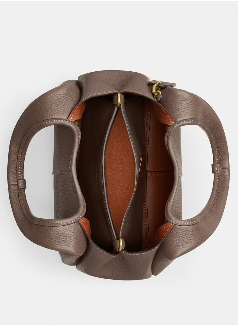 Coach LANA SHOULDER BAG 23