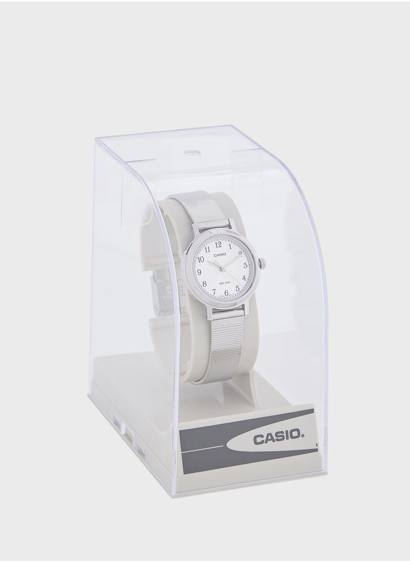 Ltp-B170D Analog Watch