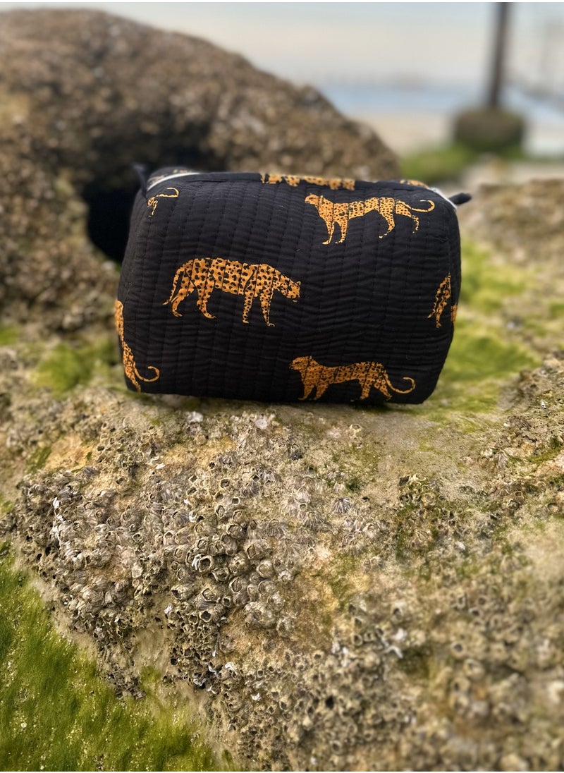 TohfaLuxe Cora Handmade Block Printed Pouch