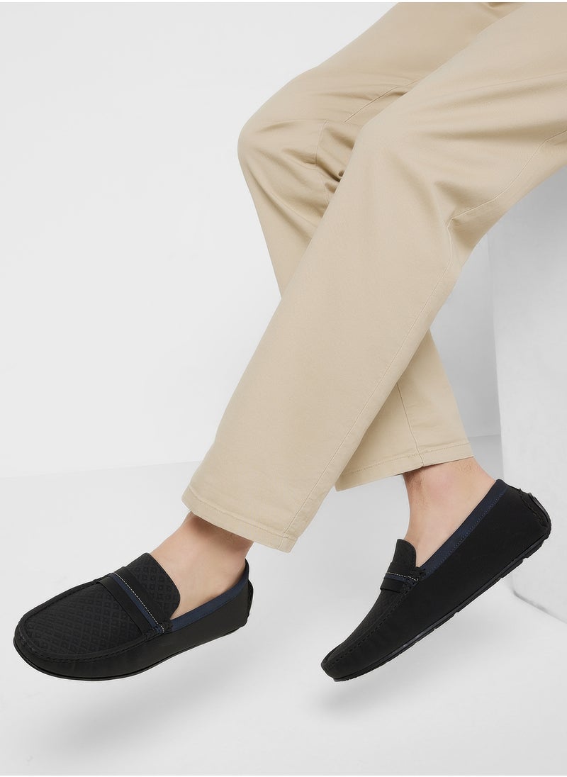 Saddle Detail Textuted Loafers