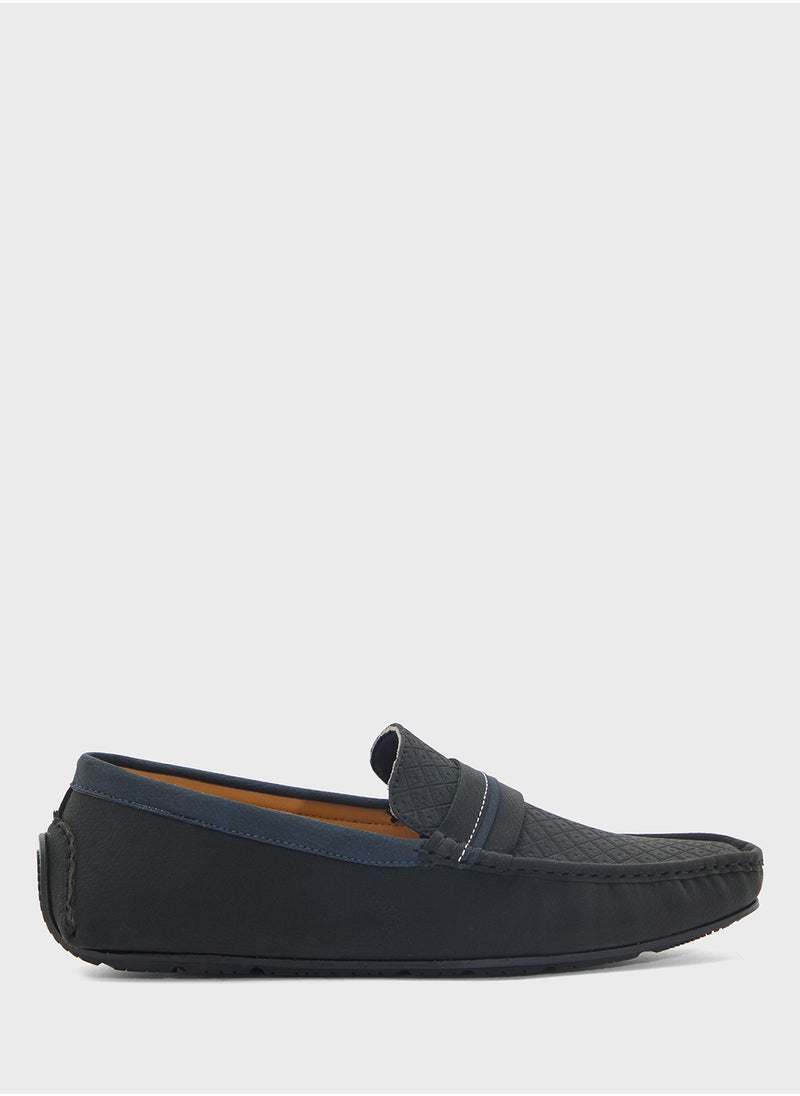 Saddle Detail Textuted Loafers