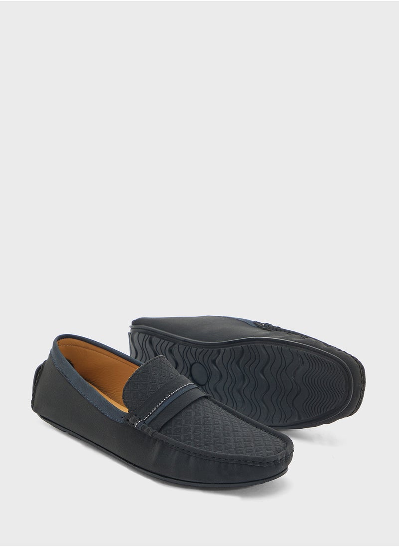 Saddle Detail Textuted Loafers