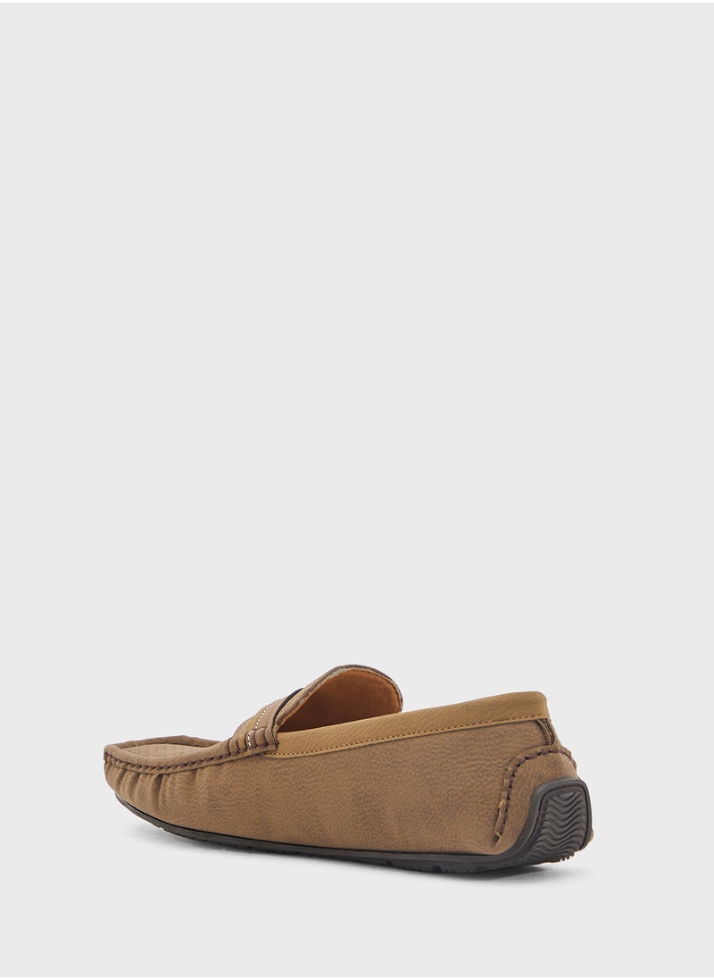 Saddle Detail Textuted Loafers