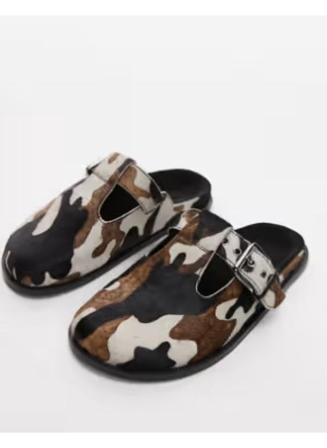 Annie Leather Buckle Clog Sandals